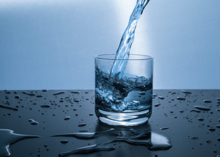 Wasser trinken macht dich fit